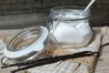Zucchero a velo vanigliato e impalpabile fatto in casa
